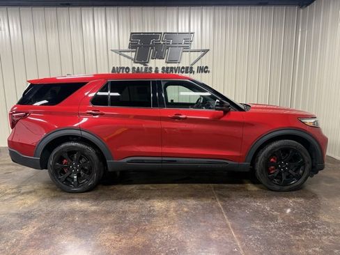 Used 2022 Ford Explorer ST w/ Equipment Group 401A image 7