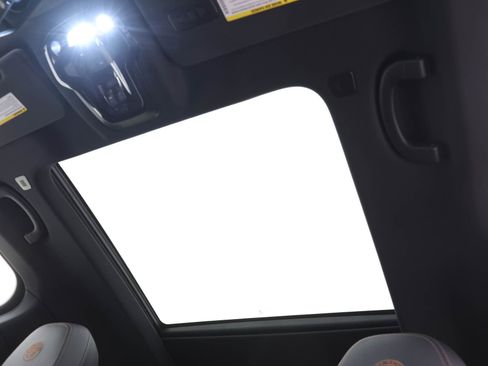 New 2025 Alfa Romeo Stelvio Sprint image 15