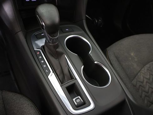 Used 2023 Chevrolet Equinox LT image 49