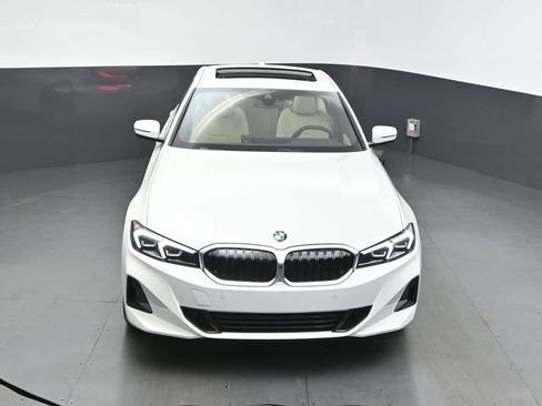 Used 2026 BMW 330i Sedan w/ Convenience Package RWD image 37