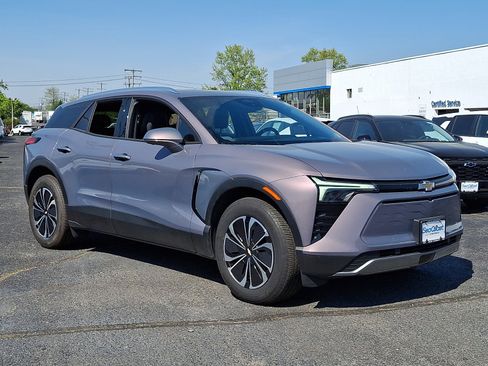 New 2025 Chevrolet Blazer EV LT AWD/4WD image 1