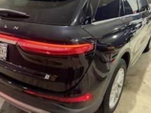 Used 2022 Lincoln Corsair FWD image 7