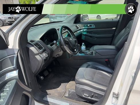 Used 2016 Ford Explorer Limited w/ Equipment Group 301A AWD/4WD image 11