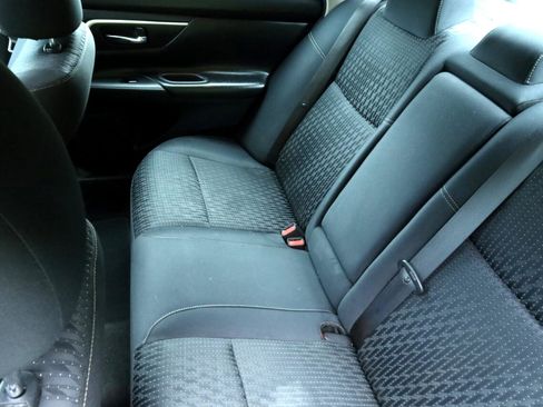 Used 2016 Nissan Altima 2.5 SV image 13