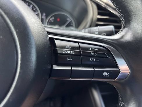 Used 2025 MAZDA MAZDA3 s FWD image 27