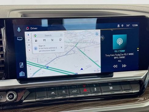 Used 2025 Chevrolet Silverado 1500 LT AWD/4WD image 15