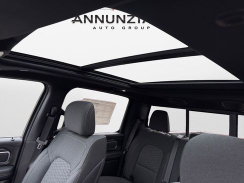 New 2026 RAM 1500 4x4 Crew Cab image 30