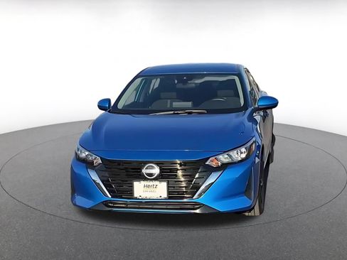 Used 2025 Nissan Sentra SV FWD image 4