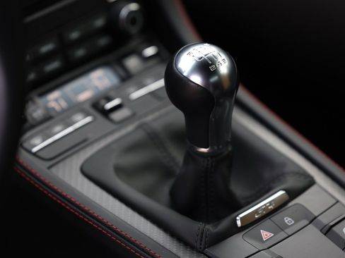 Used 2019 Porsche 911 Turbo image 48