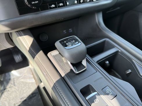 Certified 2025 Nissan Pathfinder S AWD/4WD image 26