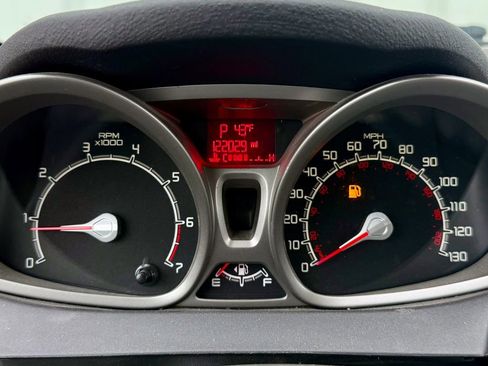 Used 2013 Ford Fiesta SE image 18