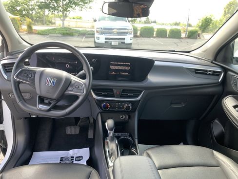 Used 2024 Buick Encore GX Sport Touring FWD image 14