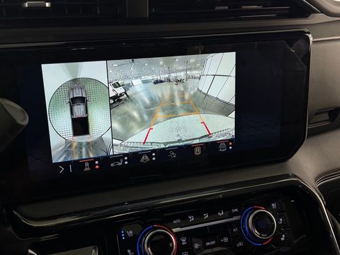 Used 2024 GMC Sierra 2500 AT4X AWD/4WD image 21