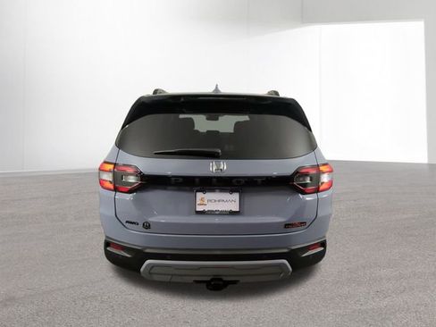 New 2025 Honda Pilot TrailSport image 14