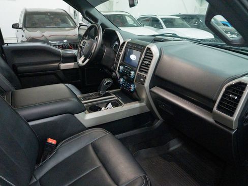 Used 2019 Ford F150 Lariat w/ Equipment Group 502A Luxury image 37