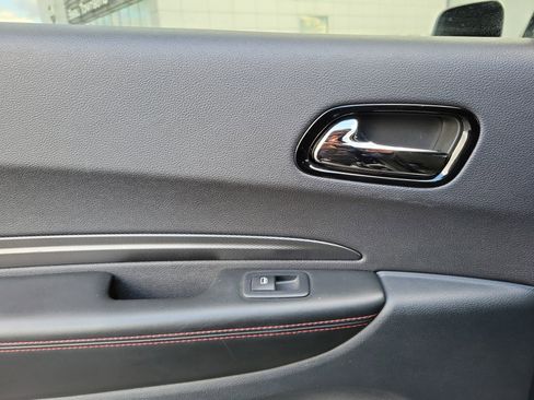 Used 2023 Dodge Durango GT image 12