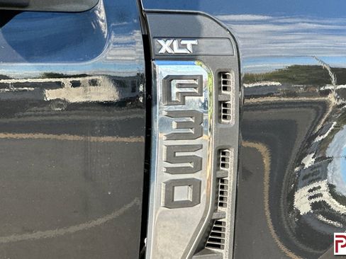 Used 2023 Ford F350 XLT image 30