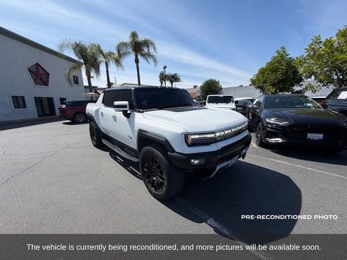 Used 2025 GMC Hummer EV 2X AWD/4WD image 8