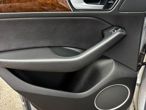 Used 2015 Audi Q5 2.0T Premium Plus w/ Technology Package image 19