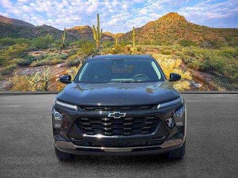 Used 2025 Chevrolet Trax ACTIV w/ Driver Confidence Package FWD image 5
