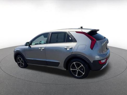 Used 2026 Kia Niro LX FWD image 10