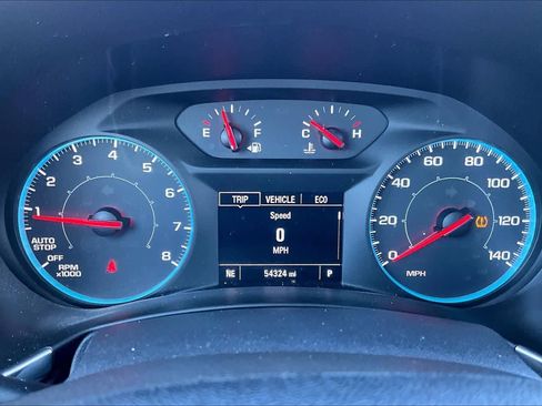 Used 2019 Chevrolet Equinox LS image 24