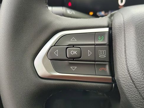 New 2026 Jeep Compass Limited w/ Sun, Sound & Navigation Group AWD/4WD image 16