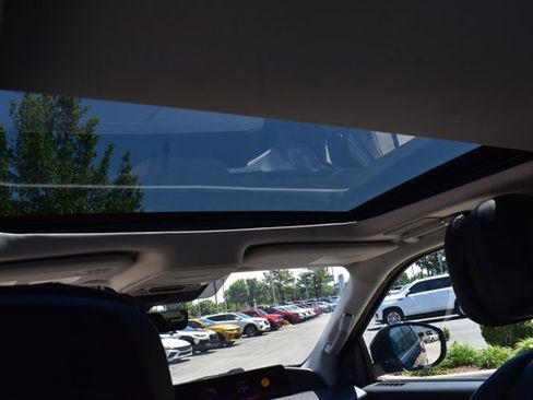 Used 2025 Lincoln Navigator Reserve AWD/4WD image 19