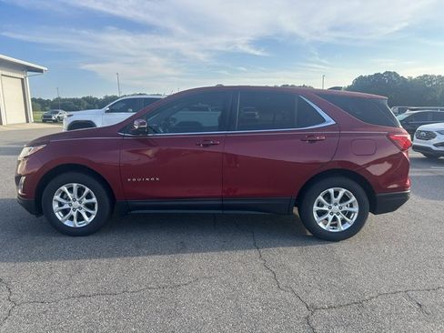 Used 2018 Chevrolet Equinox LT FWD image 1