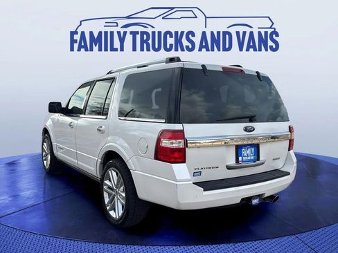 Used 2016 Ford Expedition Platinum image 3
