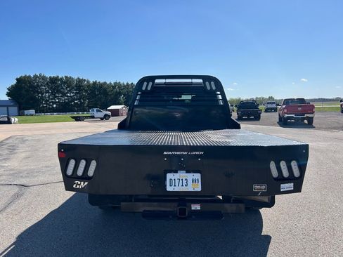 Used 2022 Chevrolet Silverado 3500 LT image 6