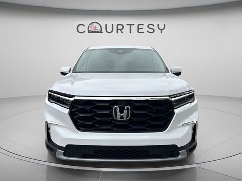 Used 2024 Honda Pilot EX-L image 10