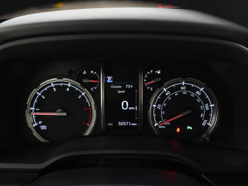 Used 2021 Toyota 4Runner Nightshade AWD/4WD image 23
