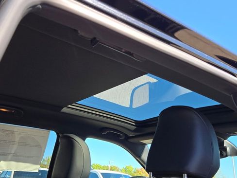 New 2026 Jeep Compass Latitude w/ Sun and Sound Group image 11