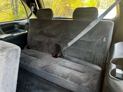 Used 2003 Dodge Durango SLT image 12