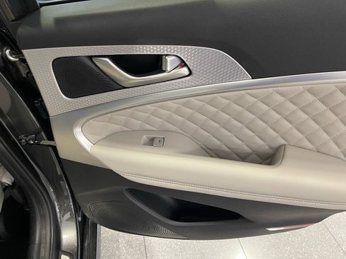 Used 2022 Genesis G70 3.3T w/ Sport Prestige Package AWD/4WD image 44