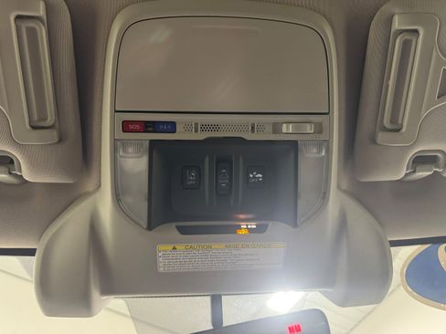 Used 2019 Subaru Forester Touring image 19