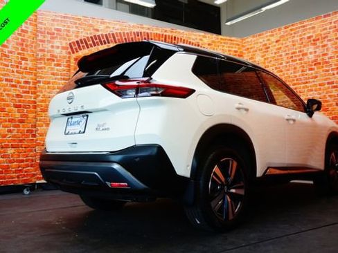 Certified 2023 Nissan Rogue SL w/ SL Premium Package AWD/4WD image 7
