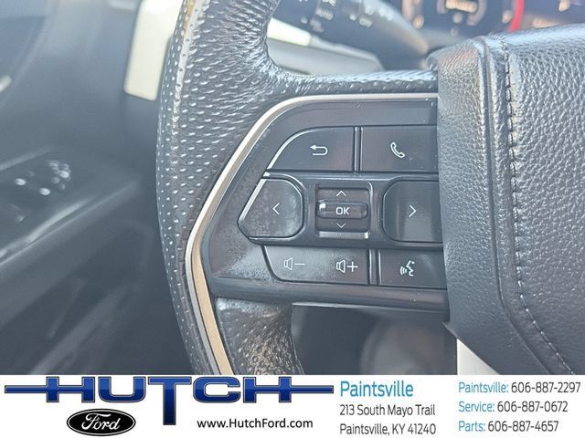 Used 2024 Toyota Tacoma TRD Off-Road AWD/4WD image 25