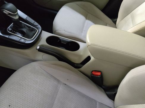 Used 2020 Kia Soul LX FWD image 26