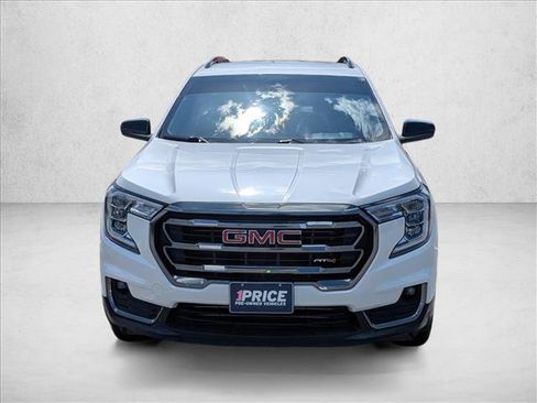 Used 2022 GMC Terrain AT4 AWD/4WD image 2