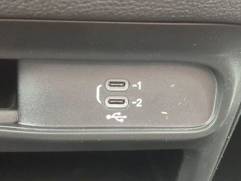 New 2026 Chrysler Pacifica Select image 26