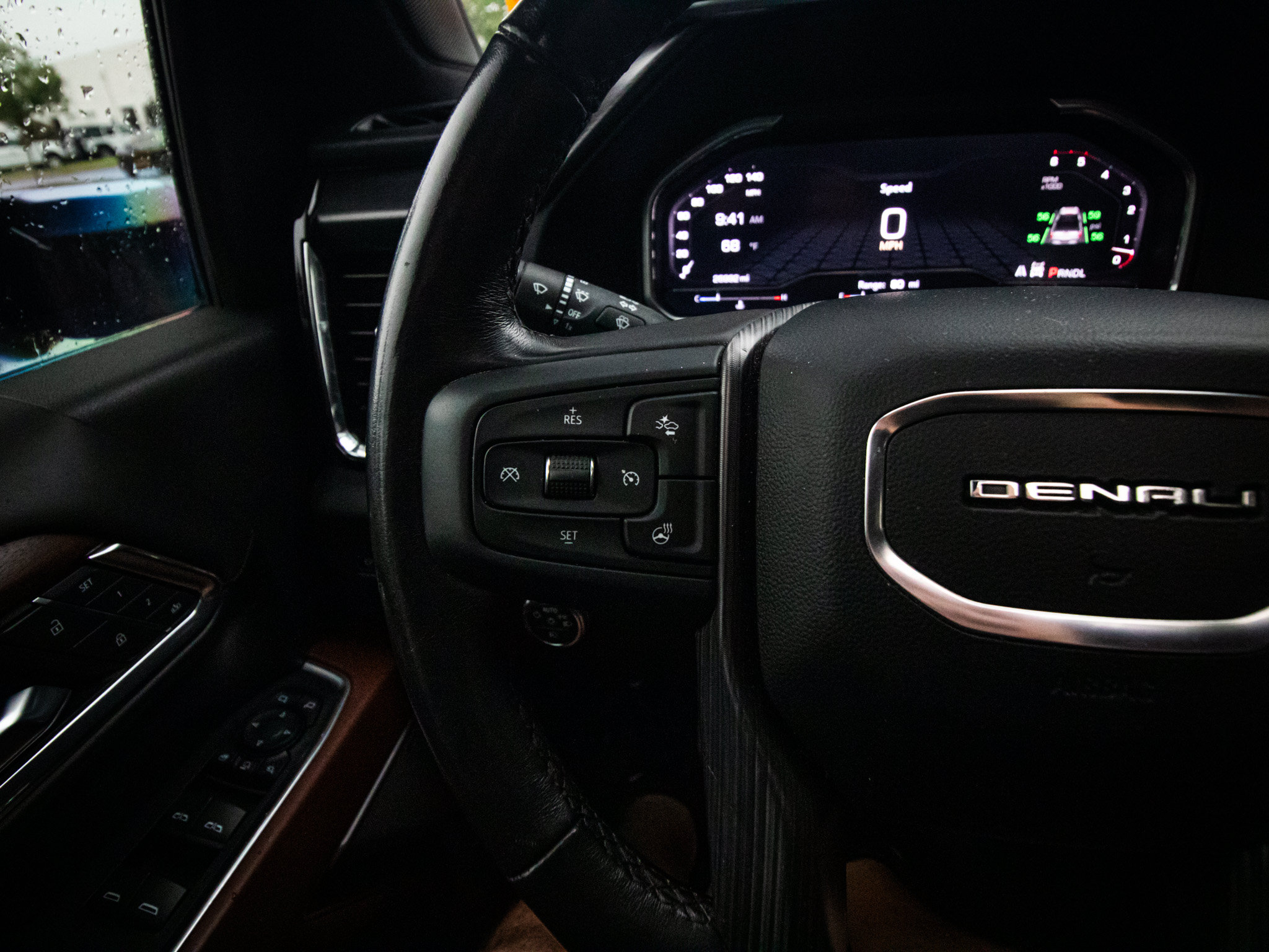 Used 2024 GMC Sierra 2500 Denali Ultimate AWD/4WD image 18
