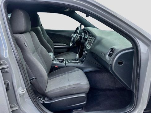 Used 2017 Dodge Charger R/T RWD image 25