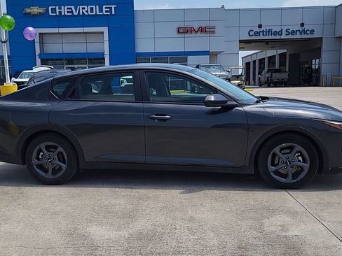 Used 2025 Kia K4 FWD image 9