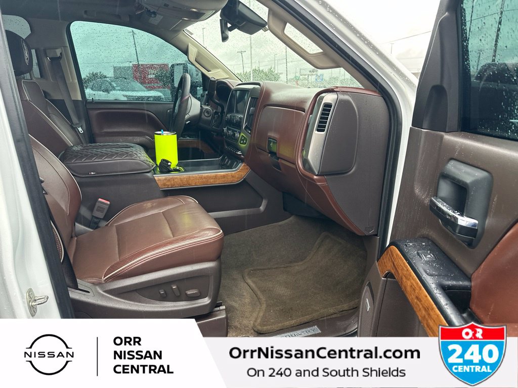 Used 2016 Chevrolet Silverado 3500 High Country w/ Duramax Plus Package AWD/4WD image 14