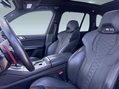 Used 2024 BMW X5 M Competition w/ Executive Package image 21