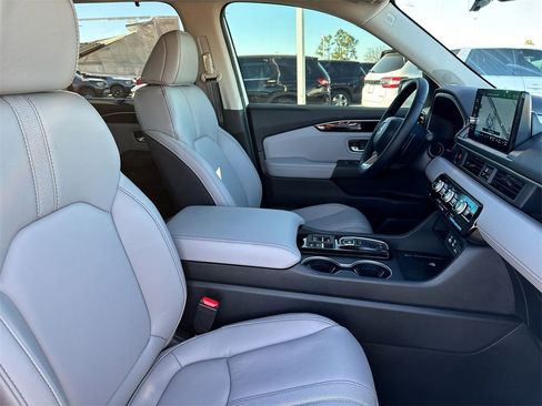 New 2025 Honda Pilot Touring image 26