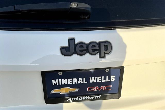 Used 2021 Jeep Compass Latitude AWD/4WD image 24