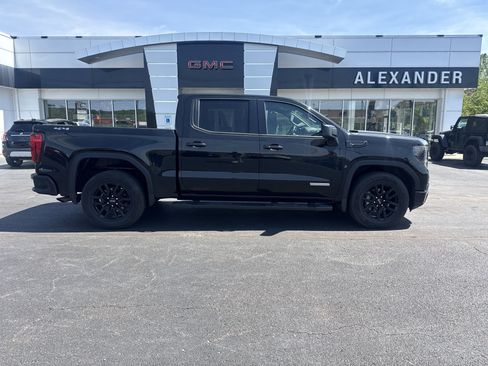 Used 2024 GMC Sierra 1500 Elevation AWD/4WD image 2